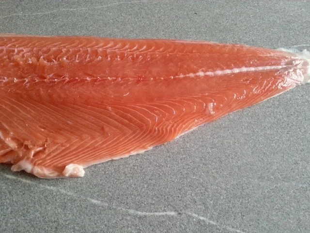 Rezept: Lachsfilet mit lauwarmen Endivensalat à la Biggi Bild Nr. 2 Lachsfilet mit lauwarmen Endivensalat à la Biggi - Rezept - Bild Nr. 2