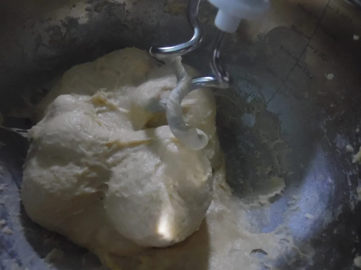 Rezept: Butterhörnchen Bild Nr. 11 Butterhörnchen - Rezept - Bild Nr. 11