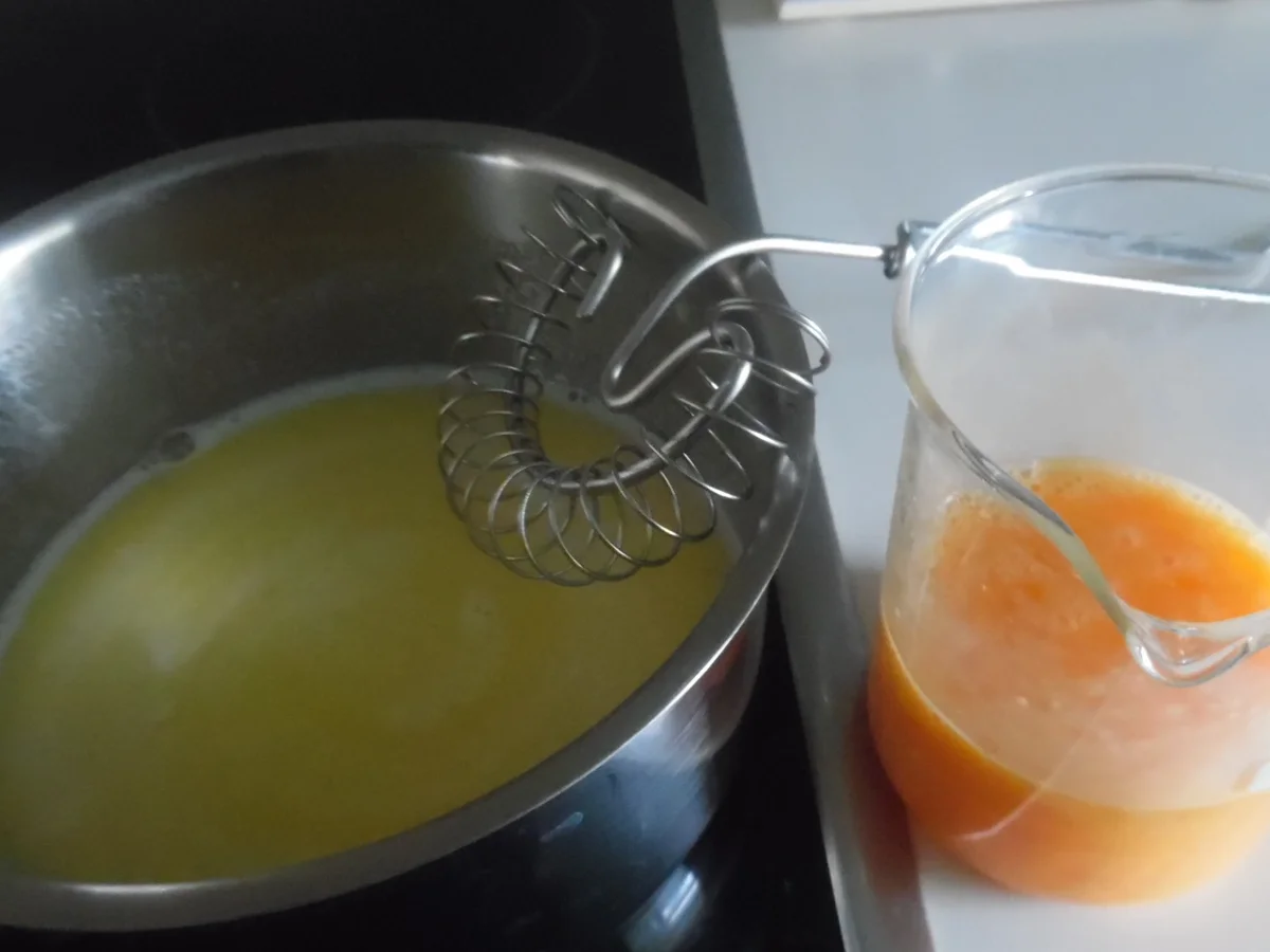 Rezept: Butterhörnchen Bild Nr. 15 Butterhörnchen - Rezept - Bild Nr. 15