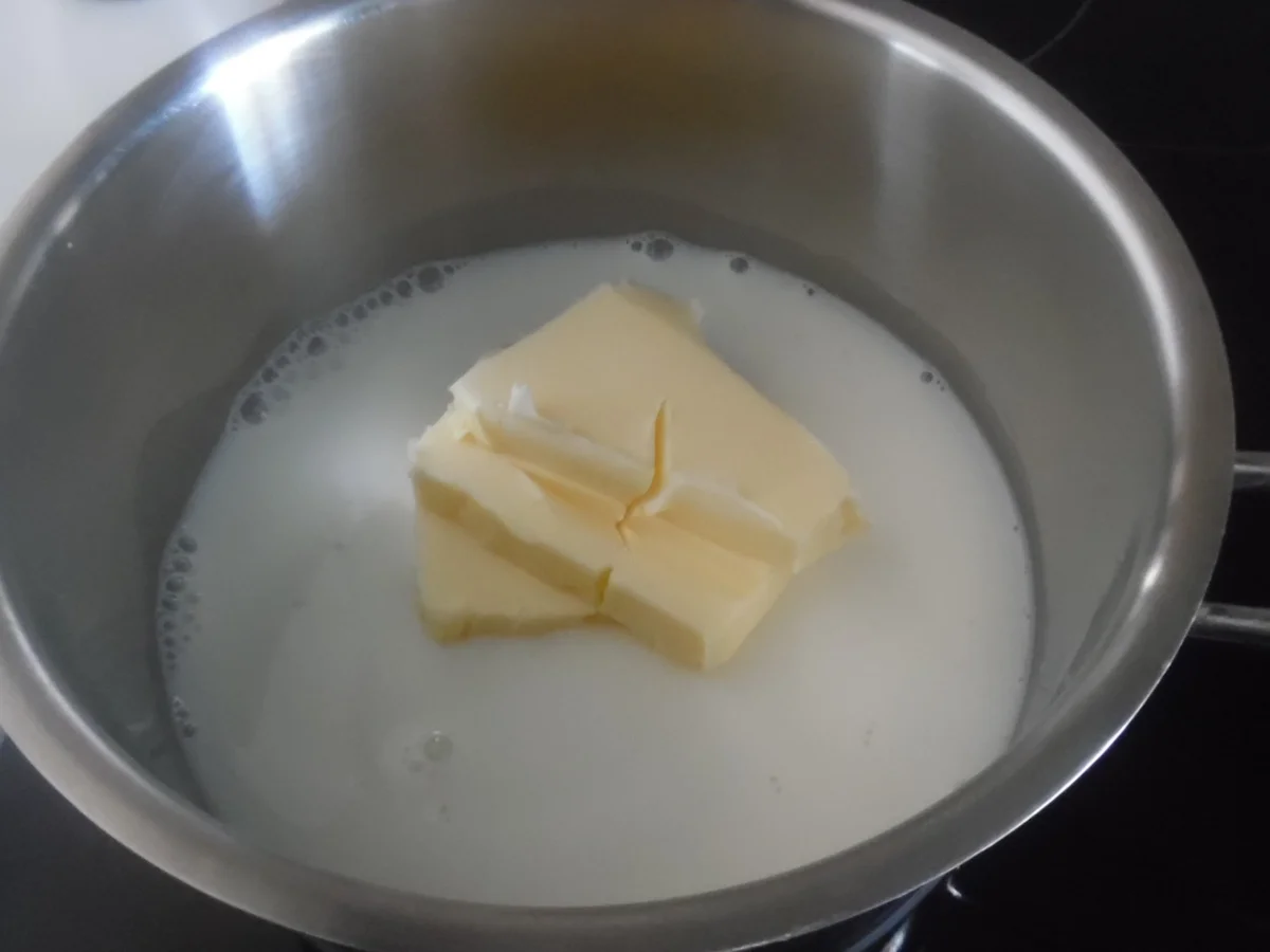 Rezept: Butterhörnchen Bild Nr. 16 Butterhörnchen - Rezept - Bild Nr. 16