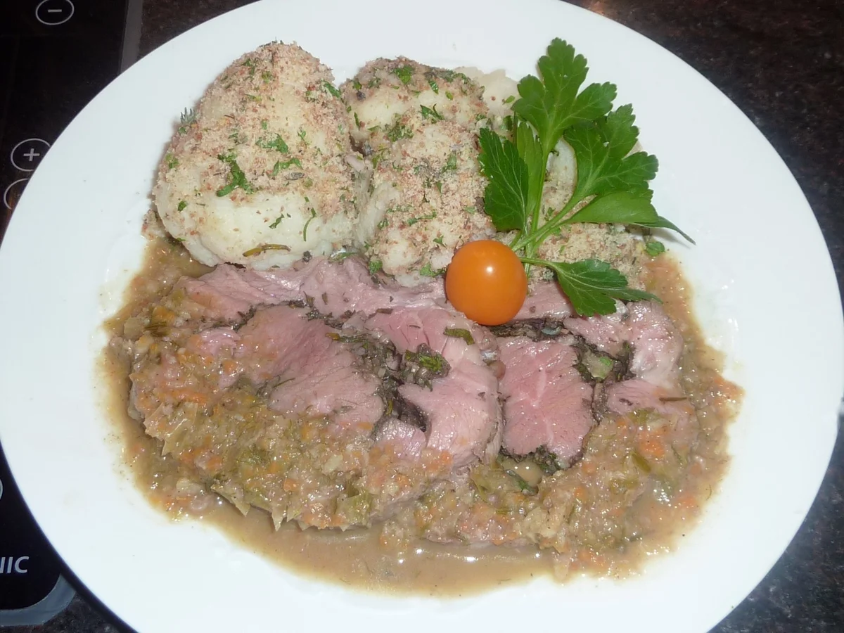 Rezept: Lammgigot mit Tapenade & Kräuter Bild Nr. 8 Lammgigot mit Tapenade & Kräuter - Rezept - Bild Nr. 8