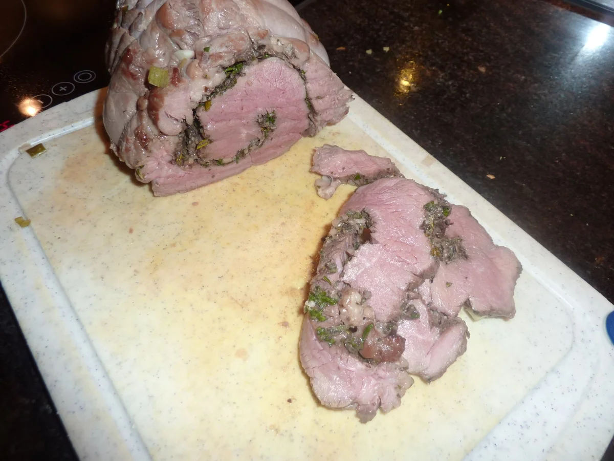Rezept: Lammgigot mit Tapenade & Kräuter Bild Nr. 7 Lammgigot mit Tapenade & Kräuter - Rezept - Bild Nr. 7