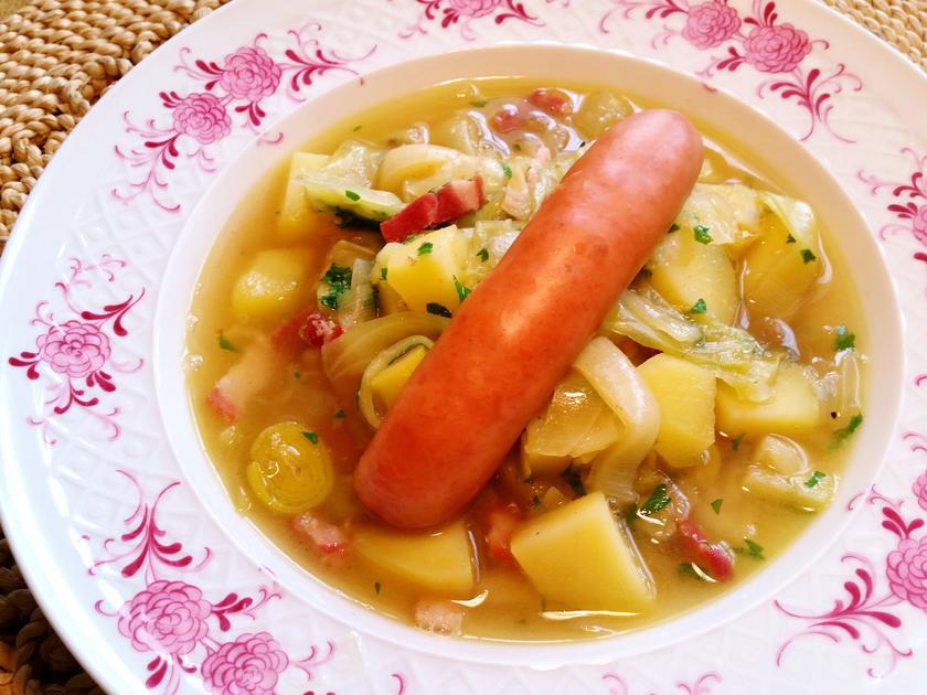 Spitzkohlsuppe Aus Dem Römi - Rezept Mit Bild - Kochbar.de