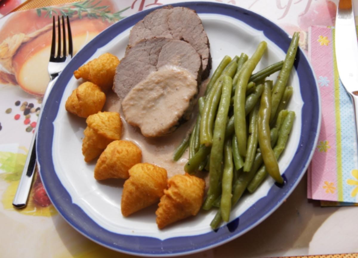 Bilder für Rinderbraten im Römertopf mit grünen Bohnen und Knusper-Kroketten - Rezept