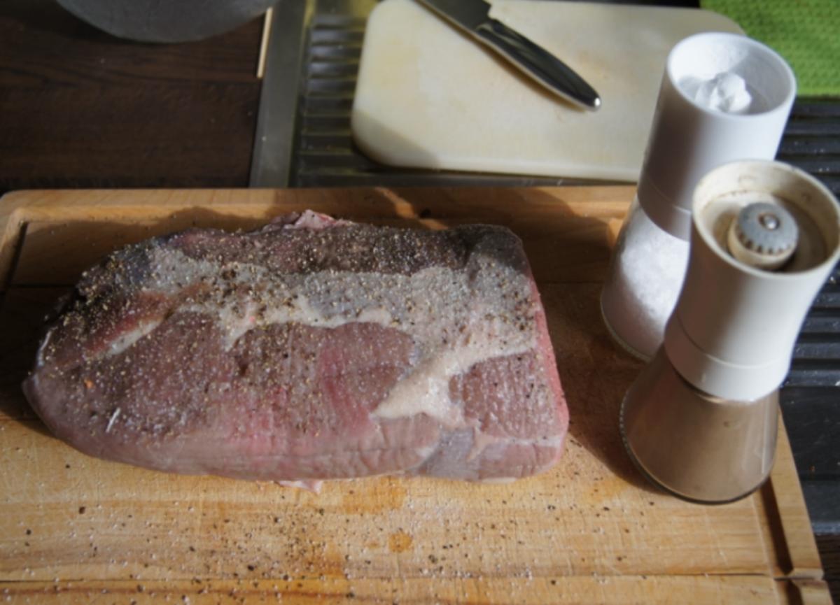 Rinderbraten im Römertopf mit grünen Bohnen und Knusper-Kroketten - Rezept - Bild Nr. 3