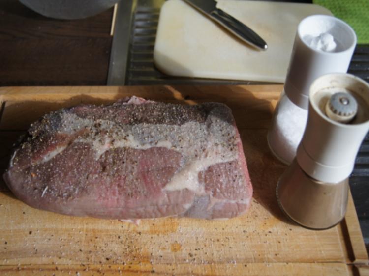 Rinderbraten im Römertopf mit grünen Bohnen und Knusper-Kroketten ...