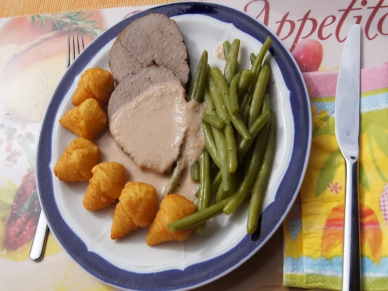Rinderbraten im Römertopf mit grünen Bohnen und Knusper-Kroketten - Rezept - Bild Nr. 19
