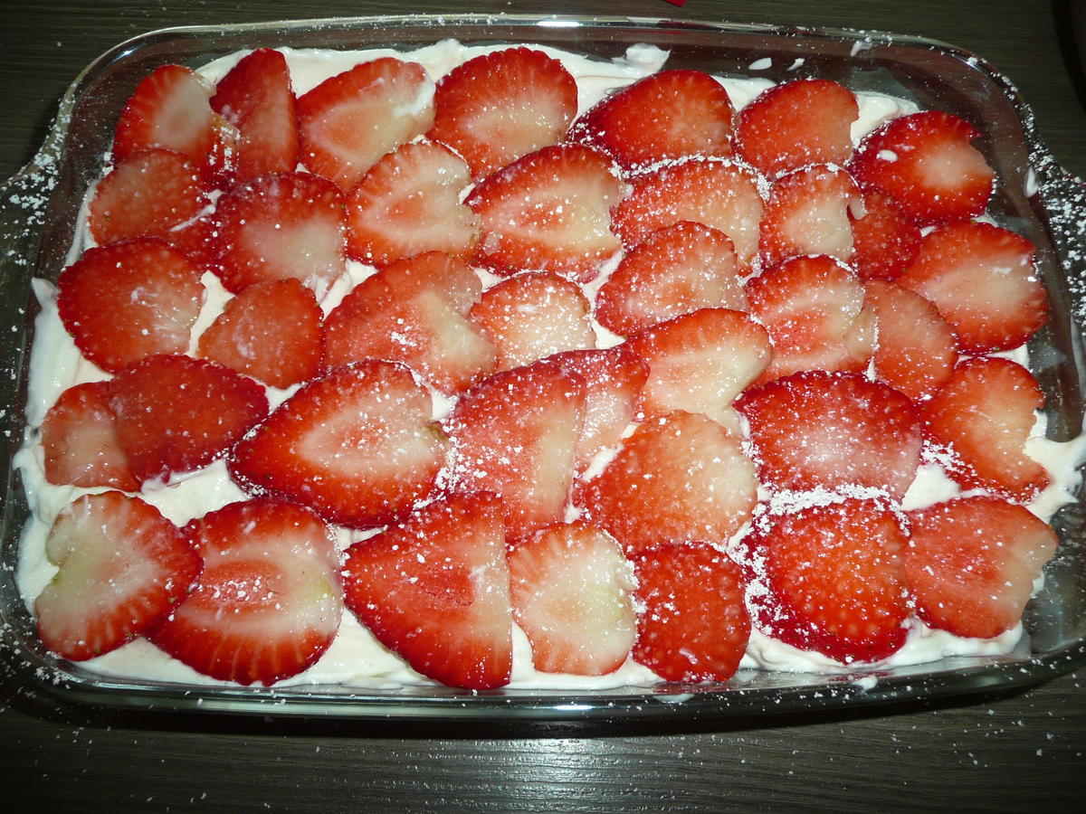 Erdbeer - Tiramisu für 6 - Rezept - Bild Nr. 4