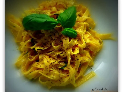 Linguine mit geschmolzenem Gorgonzola - Rezept - Bild Nr. 4