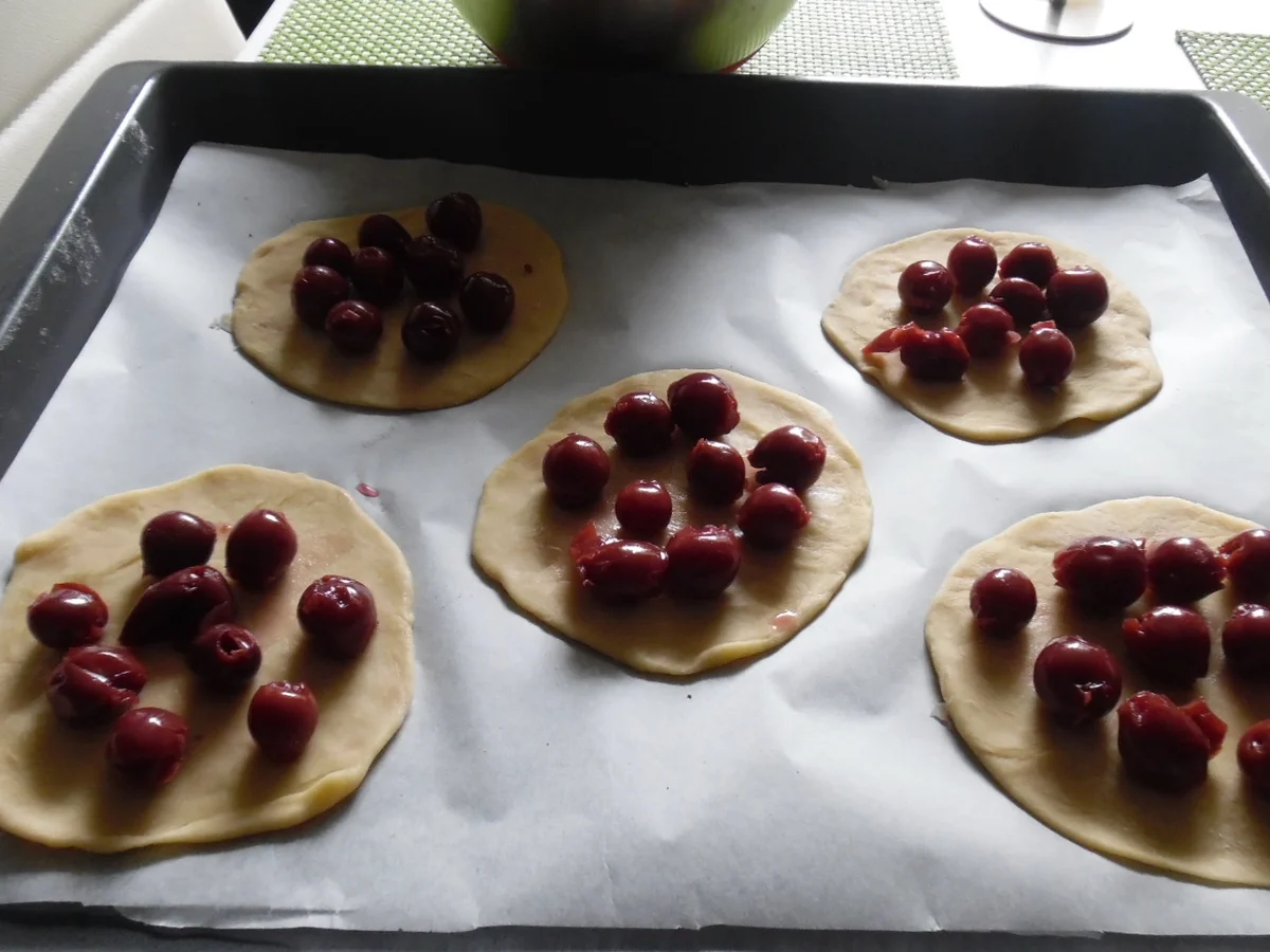 Kirsch-Streusel-Taler - Rezept - Bild Nr. 5