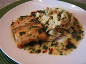 Lachs  mit Bärlauchsoße - Rezept