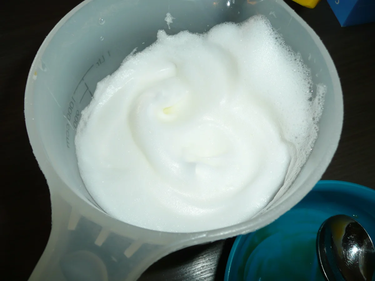 Mohn - Quark -   Pfirsich - Kuchen - Rezept - Bild Nr. 2