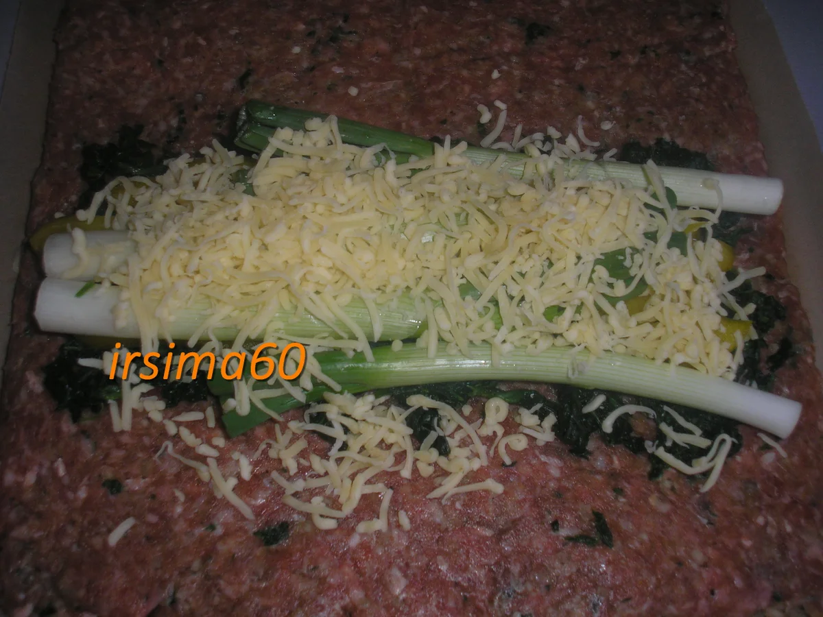 Gefüllte Hackfleischrolle unter Bacon versteckt - Rezept - Bild Nr. 9