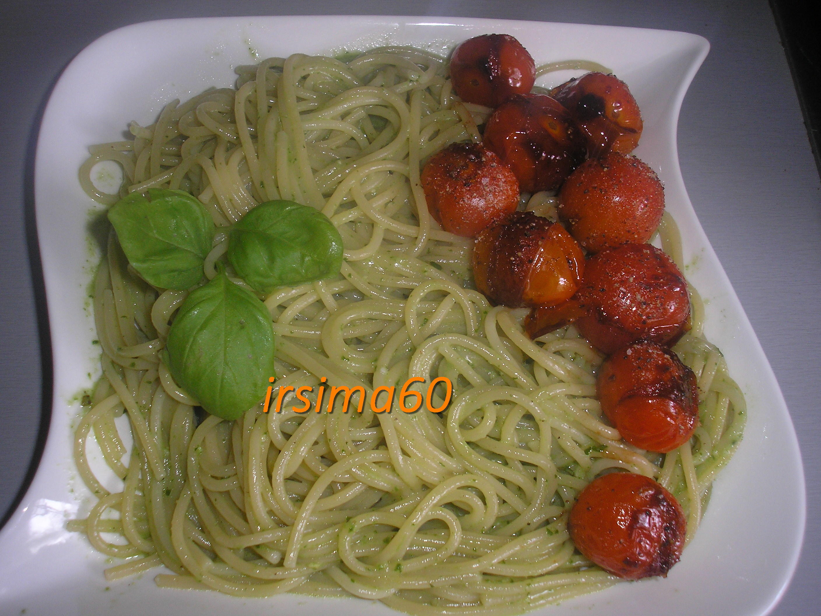 Bilder für Spaghetti mit Pesto alla Genovese - Rezept