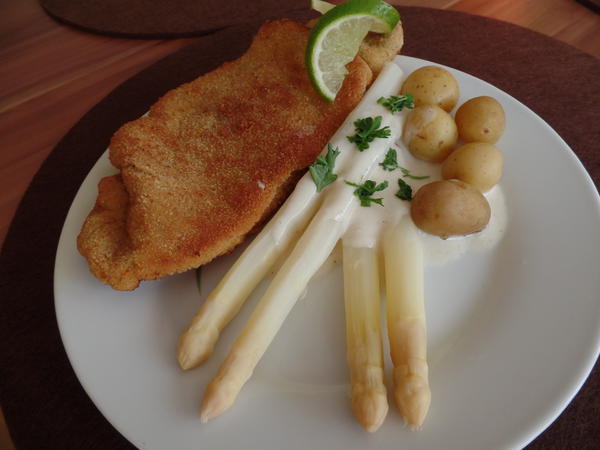 Wiener-Schnitzel mit Spargel - Rezept mit Bild - kochbar.de