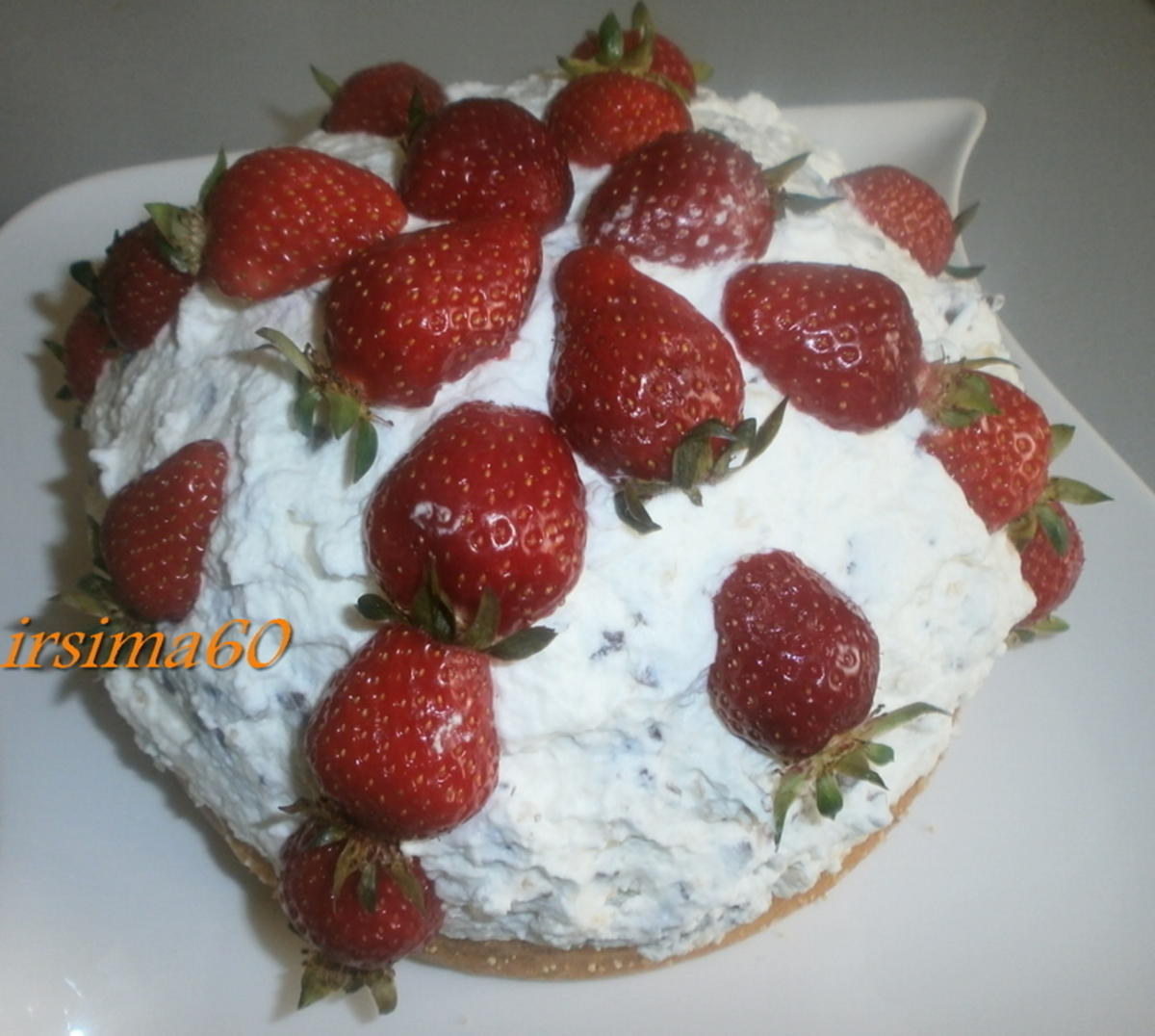 Bilder für Mini Erdbeer - Stracciatella – Kuppeltorte - Rezept