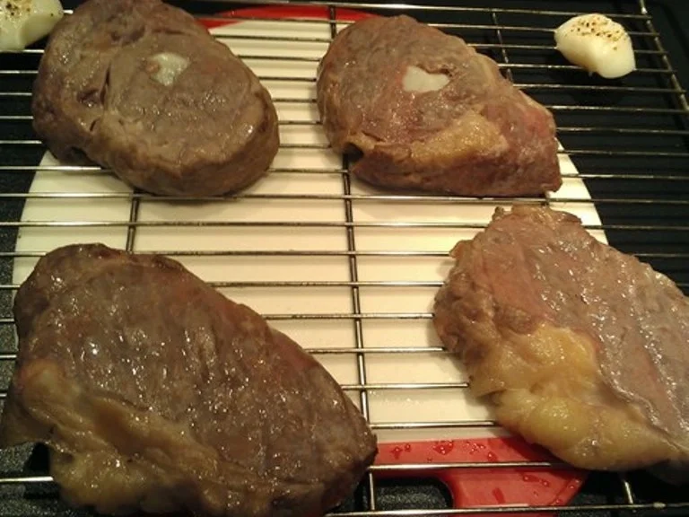 Rezept: Entrecote mit edlem Kern à la Biggi Bild Nr. 23 Entrecote mit edlem Kern à la Biggi - Rezept - Bild Nr. 23