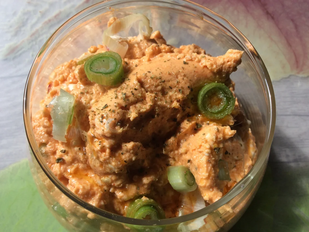 Rezept: feurige Käsecreme Bild Nr. 2 feurige Käsecreme - Rezept - Bild Nr. 2