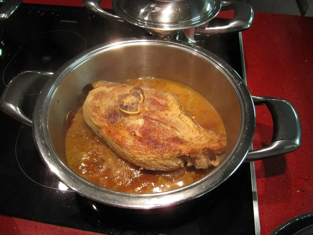 Schulterbraten mit Rote Bete Gemüse und Barbie Pürree - Rezept - Bild Nr. 7