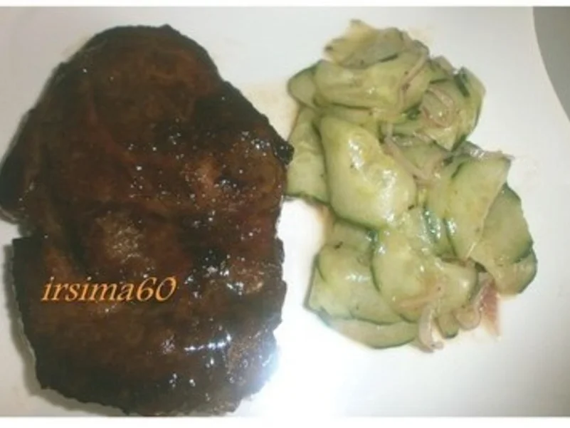 Rezept: Karamellisierte Nackensteaks Karamellisierte Nackensteaks - Rezept