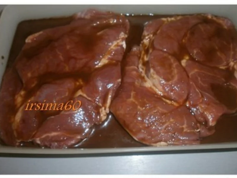 Rezept: Karamellisierte Nackensteaks Bild Nr. 2 Karamellisierte Nackensteaks - Rezept - Bild Nr. 2