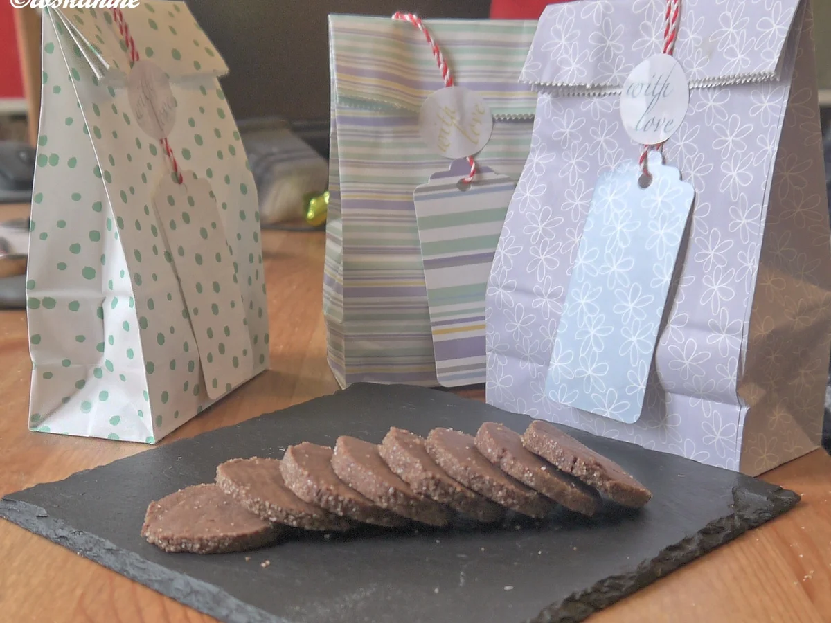 Rezept: Schokoladen-Heidesand mit Tonkabohne Bild Nr. 2 Schokoladen-Heidesand mit Tonkabohne - Rezept - Bild Nr. 2