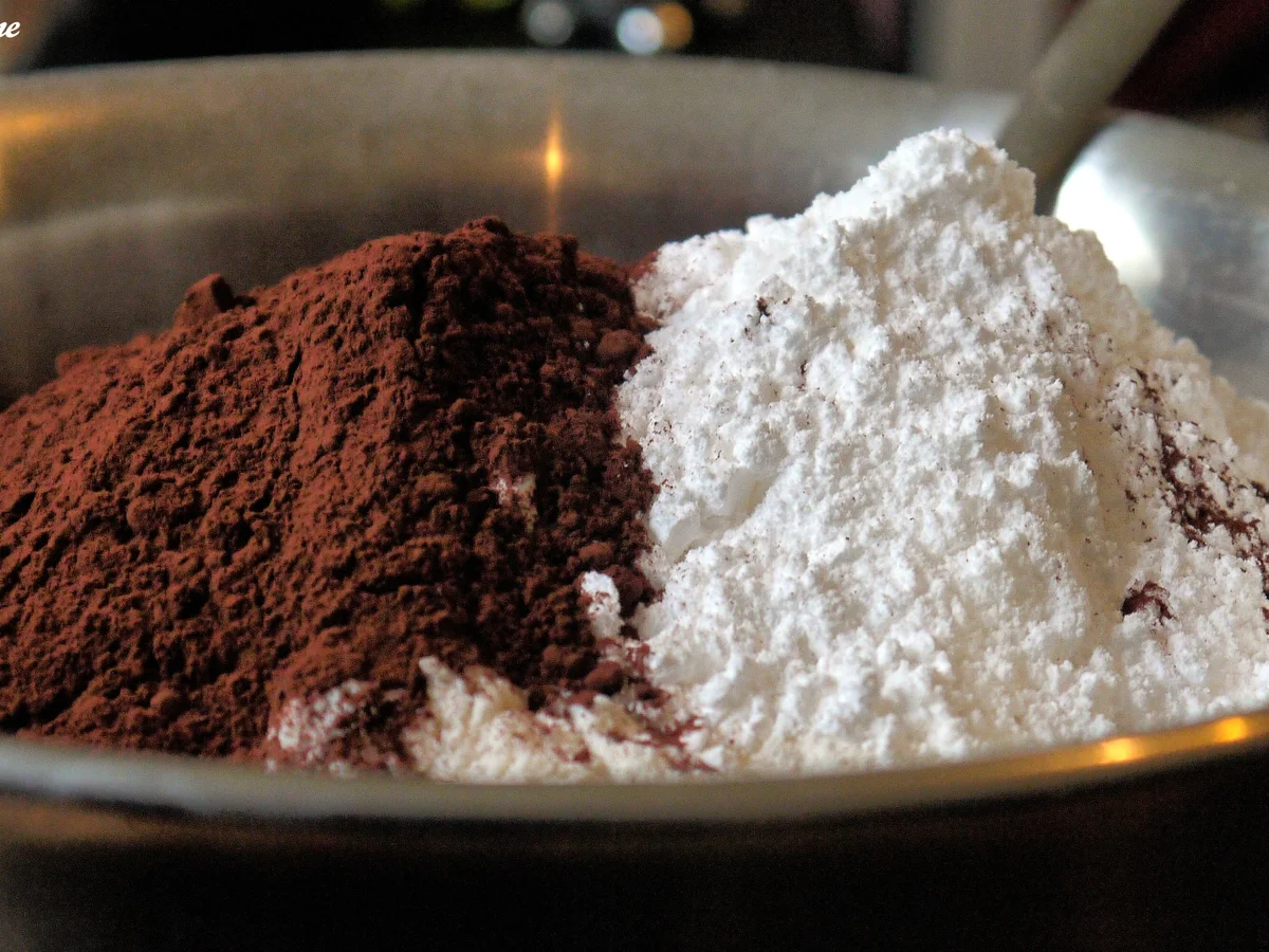 Rezept: Schokoladen-Heidesand mit Tonkabohne Bild Nr. 4 Schokoladen-Heidesand mit Tonkabohne - Rezept - Bild Nr. 4