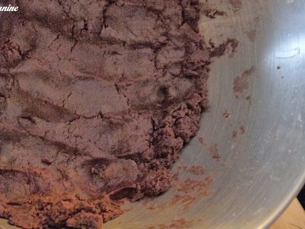 Rezept: Schokoladen-Heidesand mit Tonkabohne Bild Nr. 6 Schokoladen-Heidesand mit Tonkabohne - Rezept - Bild Nr. 6