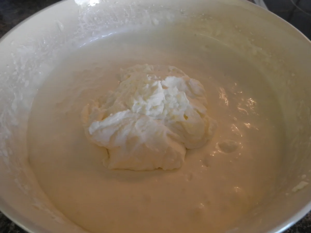 Quark - Sahne - Torte mit Himbeeren und Heidelbeeren - Rezept - Bild Nr. 18