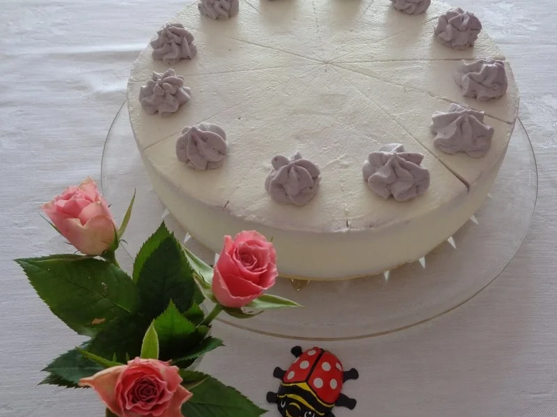 Quark - Sahne - Torte mit Himbeeren und Heidelbeeren - Rezept - Bild Nr. 30