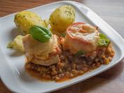 Gratinierte Hähnchenbrust auf Linsengemüse - Rezept