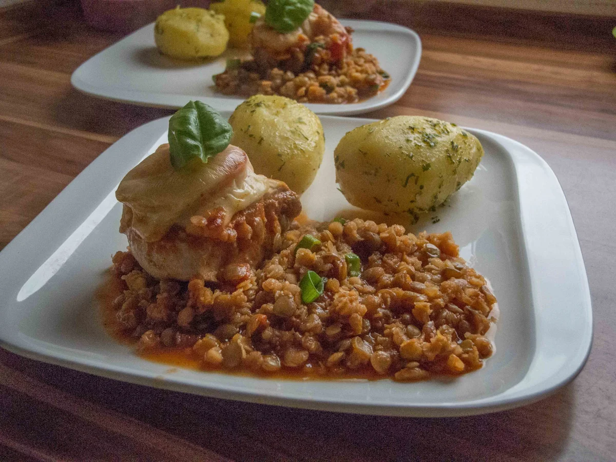 Gratinierte Hähnchenbrust auf Linsengemüse - Rezept - Bild Nr. 4