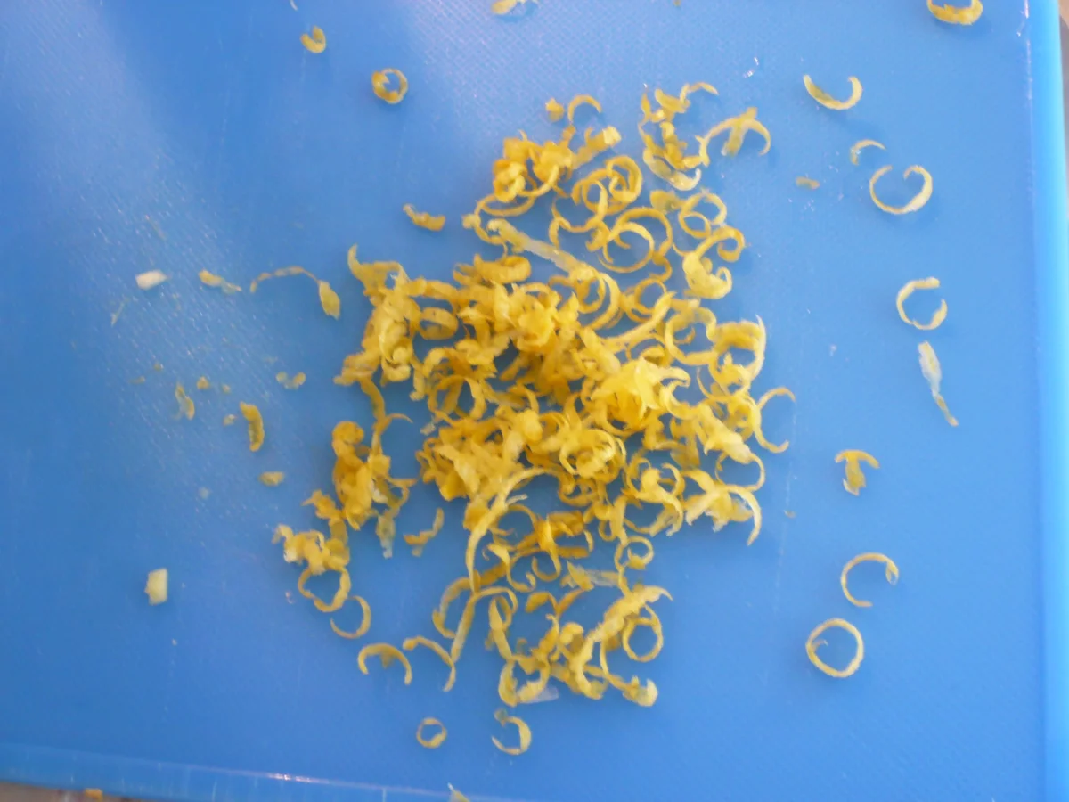 Rezept: Zitronen - Ingwer - Hähnchen mit gebratenem Spargel Bild Nr. 4 Zitronen - Ingwer - Hähnchen mit gebratenem Spargel - Rezept - Bild Nr. 4