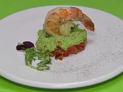 Ratatouillesalat mit Pestocreme und gebratenen Garnelen - Rezept - Bild Nr. 2