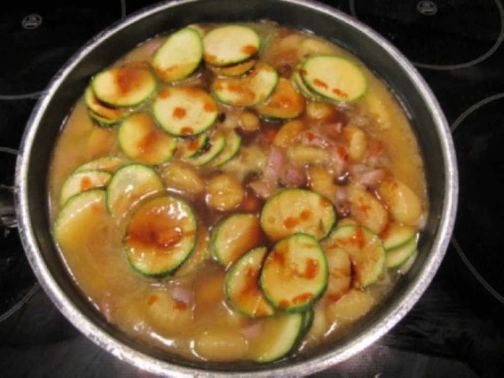 Rezept: Entenbrust mit Zucchini Gemüse à la Biggi Bild Nr. 5 Entenbrust mit Zucchini Gemüse à la Biggi - Rezept - Bild Nr. 5