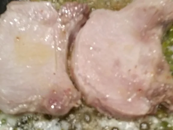 Stielkottelet mit Gemüsepfanne und Pistazien à la Biggi - Rezept - Bild Nr. 8