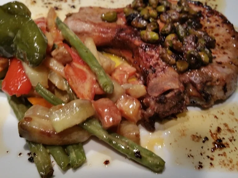 Stielkottelet mit Gemüsepfanne und Pistazien à la Biggi - Rezept - Bild Nr. 18