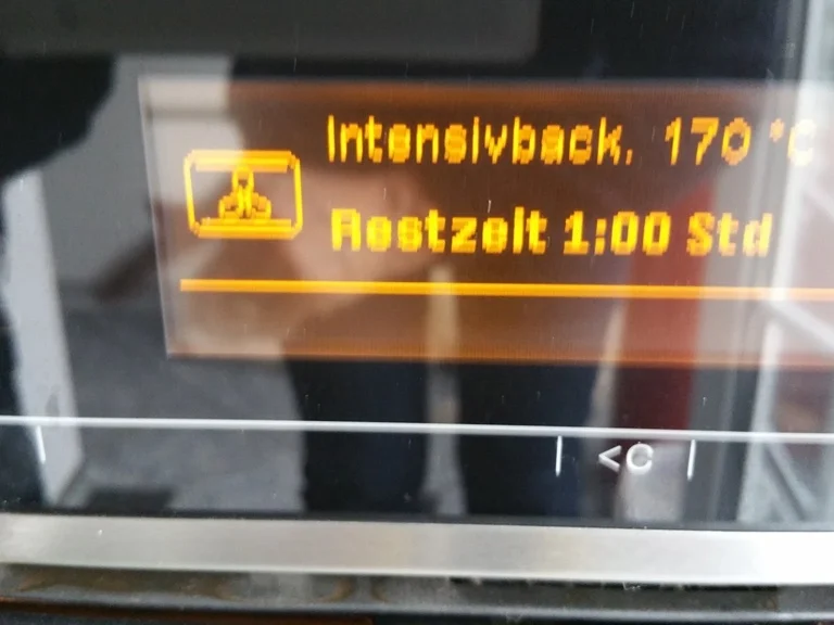 Rezept: Willi`s "Birthday Torte" Bild Nr. 37 Willi`s "Birthday Torte" - Rezept - Bild Nr. 37