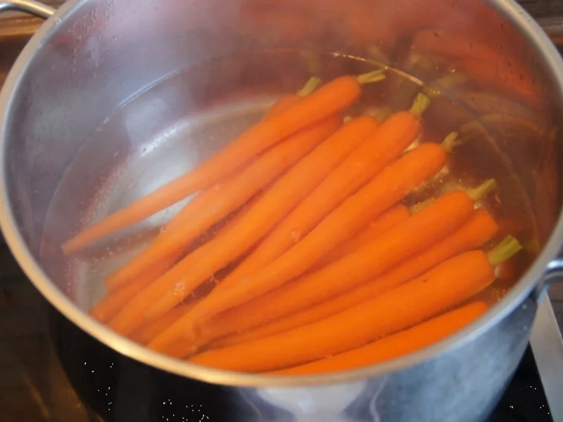Curry-Sesam-Putenschnitzel mit Honigmöhren - Rezept - Bild Nr. 7
