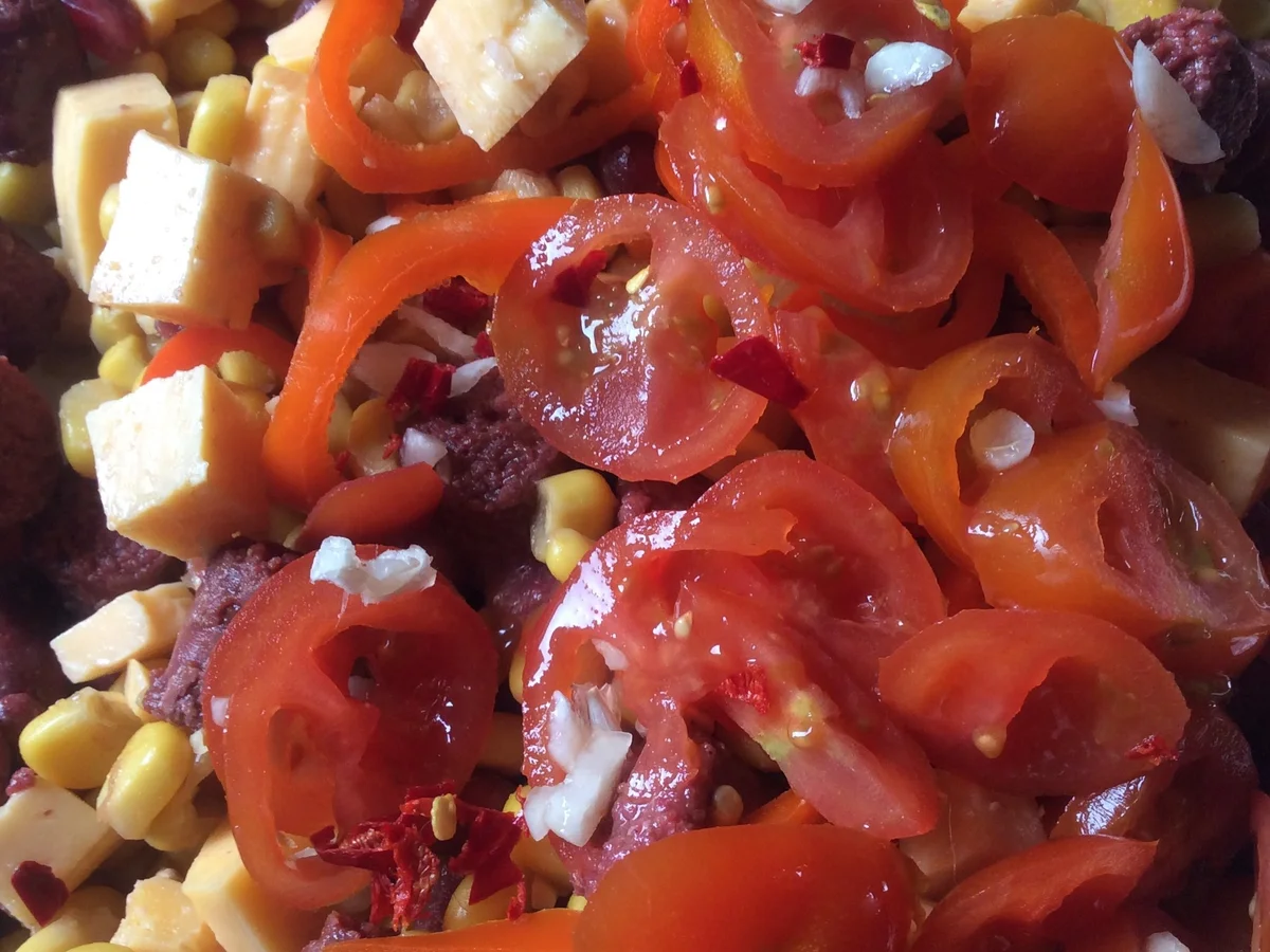 Fruchtiger Wurst-Käsesalat - Rezept - Bild Nr. 7