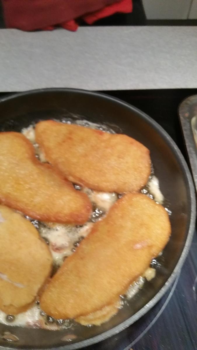 Zitronen-Vanille Schnitzel mit Salat und Champignons à la Biggi - Rezept