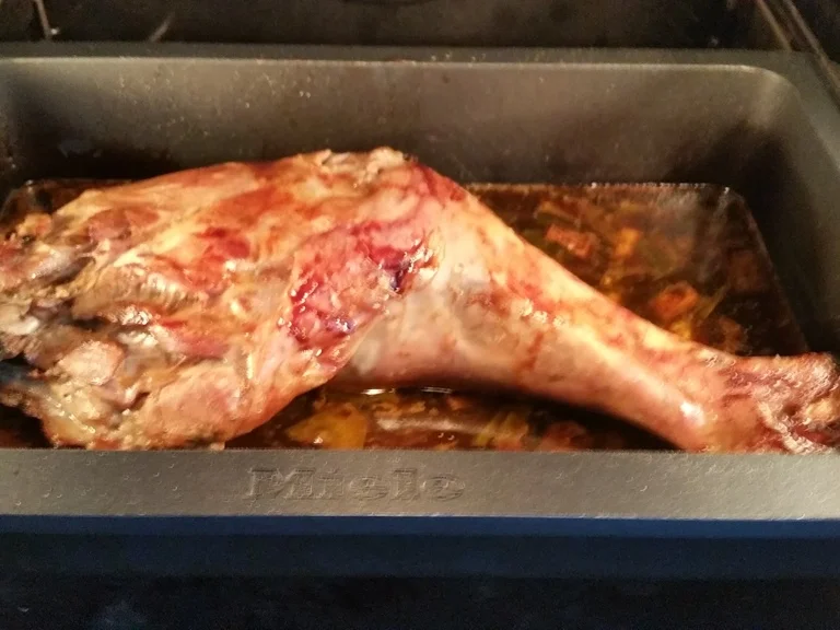 Rezept: Putenschenkel mit Rosenkohl à la Biggi Bild Nr. 22 Putenschenkel mit Rosenkohl à la Biggi - Rezept - Bild Nr. 22