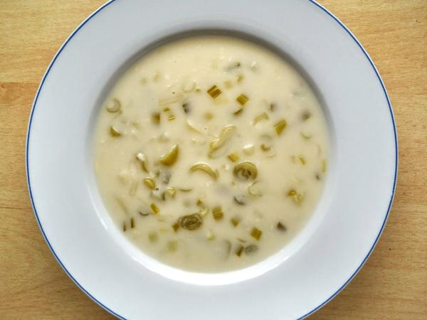 Frühlingszwiebelsuppe