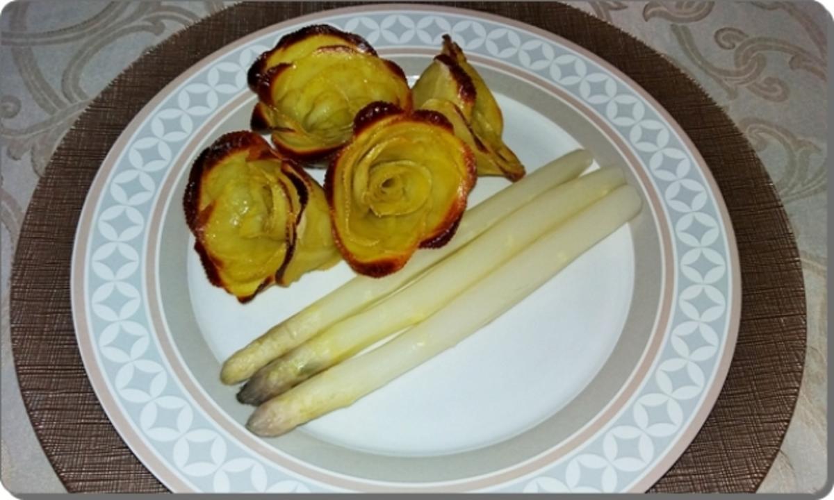 Spargeln, Kartoffel-Rosen, Prager Schinken und  Sauce Hollandaise - Rezept - Bild Nr. 16