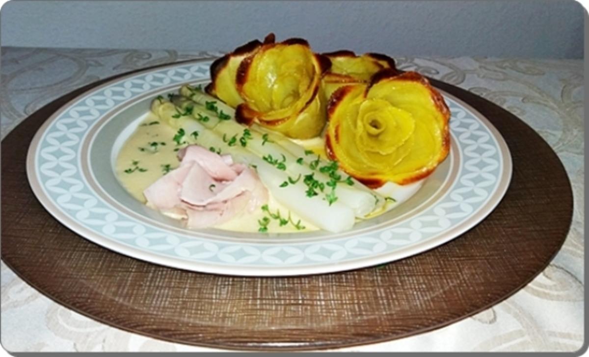 Spargeln, Kartoffel-Rosen, Prager Schinken und  Sauce Hollandaise - Rezept - Bild Nr. 20
