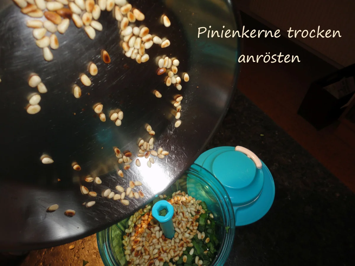 Rezept: Bärlauch / Avocado Aufstrich Bild Nr. 3 Bärlauch / Avocado Aufstrich - Rezept - Bild Nr. 3