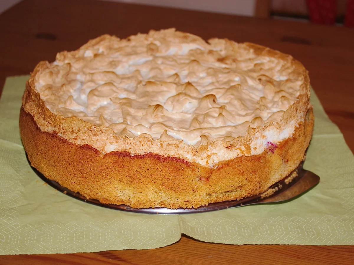 Rezept: Rhabarber-Meringe-Kuchen von Mama Bild Nr. 3 Rhabarber-Meringe-Kuchen von Mama - Rezept - Bild Nr. 3