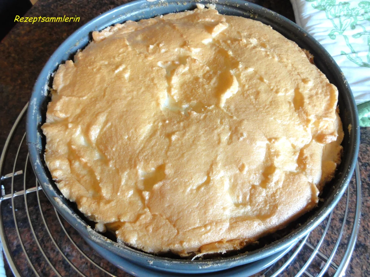 Rezept: Rhabarber-Meringe-Kuchen von Mama Bild Nr. 8 Rhabarber-Meringe-Kuchen von Mama - Rezept - Bild Nr. 8