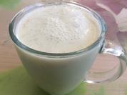 Apfel-Rhabarber-Lassi - Rezept