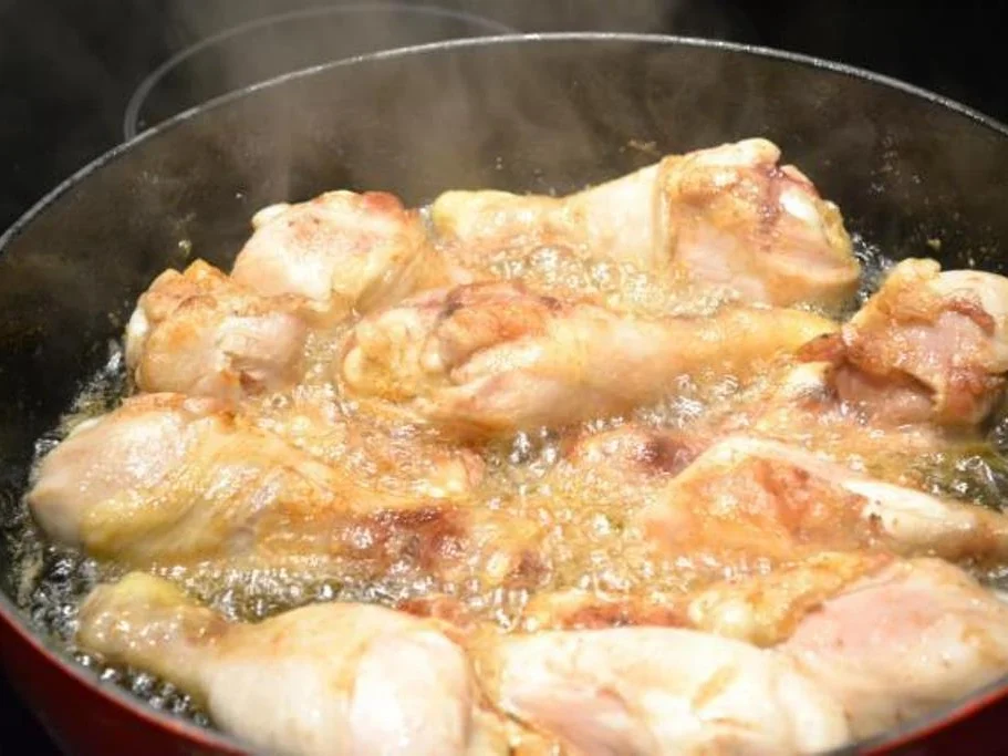 Hähnchenschenkel mit Sweet Chilisosse  à la Biggi - Rezept